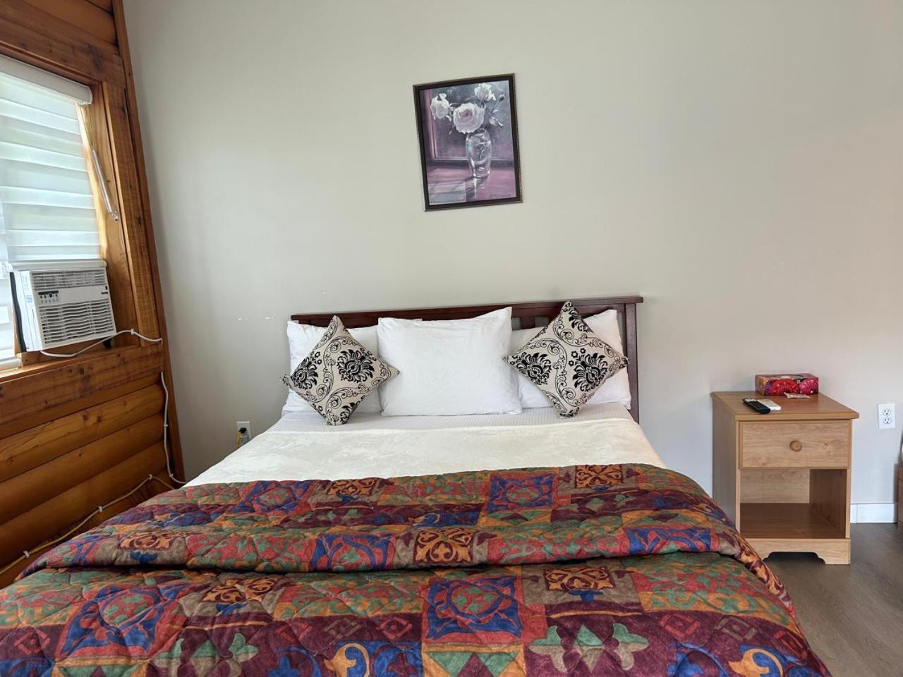 Jade Mountain Motel Chase Extérieur photo