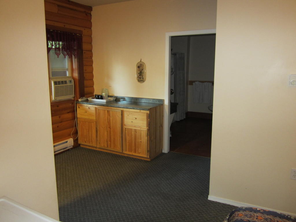 Jade Mountain Motel Chase Extérieur photo