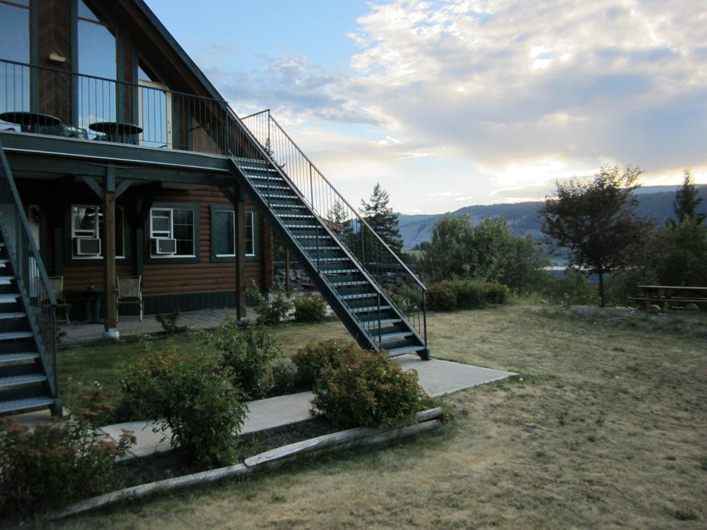 Jade Mountain Motel Chase Extérieur photo